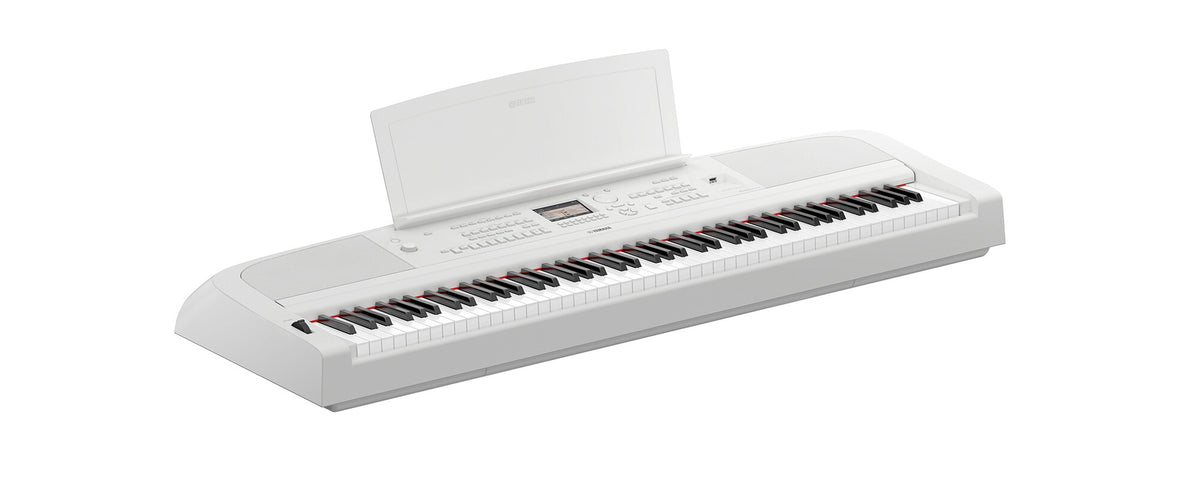 Yamaha DGX-670 88-Key Compact Digital Piano