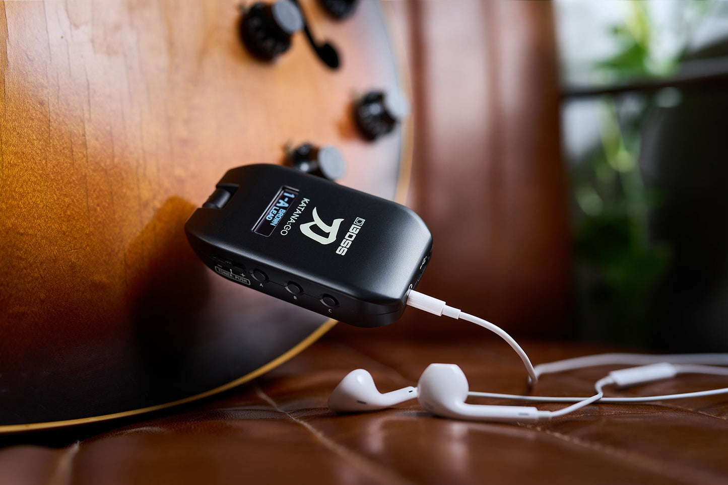 Boss KATANA GO2 Personal Headphone Guitar Amplifier