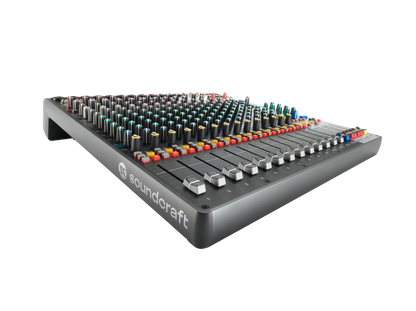 Soundcraft SIGNATURE PLUS 16 Analog Mixing Console